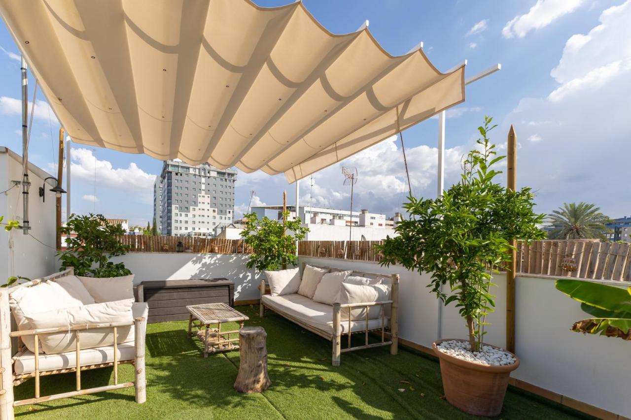Tentudia Charming Apartments With Private Roof-Top Or Patio In San Bernardo By Ocityzen Sevilha Exterior foto