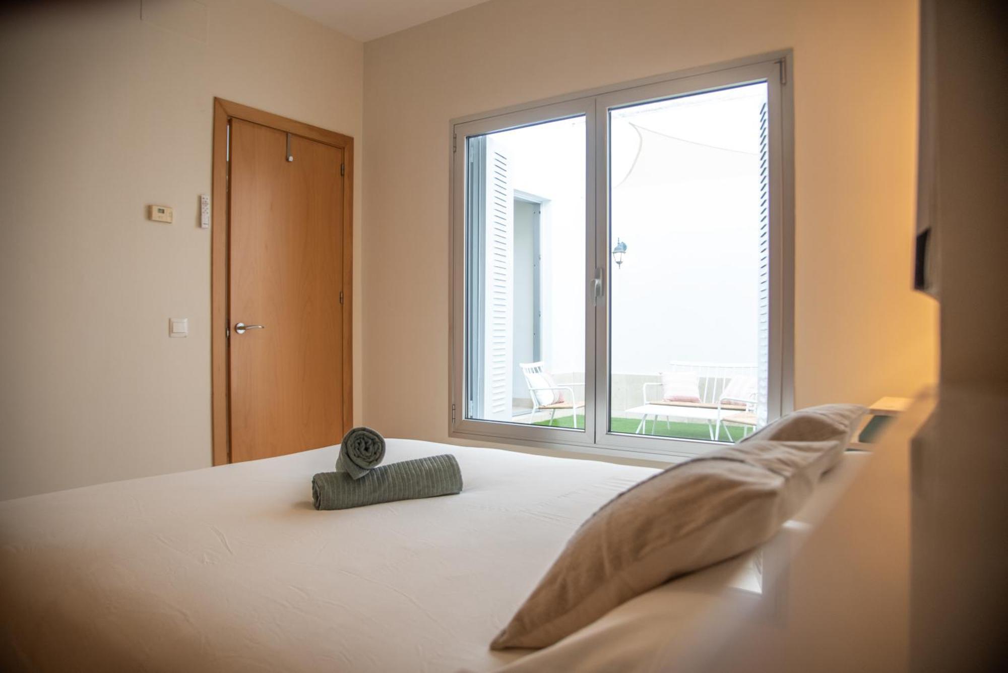 Tentudia Charming Apartments With Private Roof-Top Or Patio In San Bernardo By Ocityzen Sevilha Exterior foto