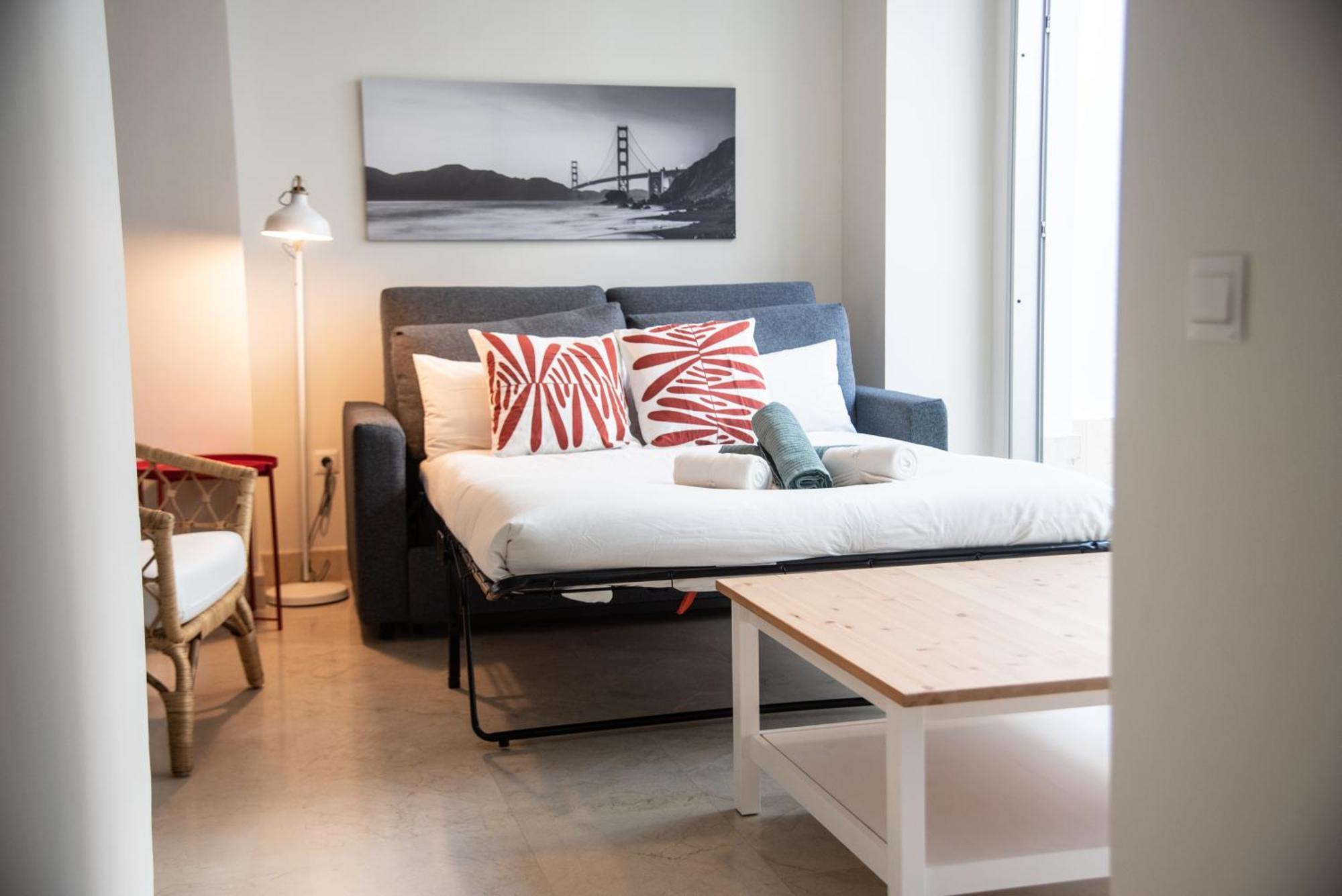 Tentudia Charming Apartments With Private Roof-Top Or Patio In San Bernardo By Ocityzen Sevilha Exterior foto