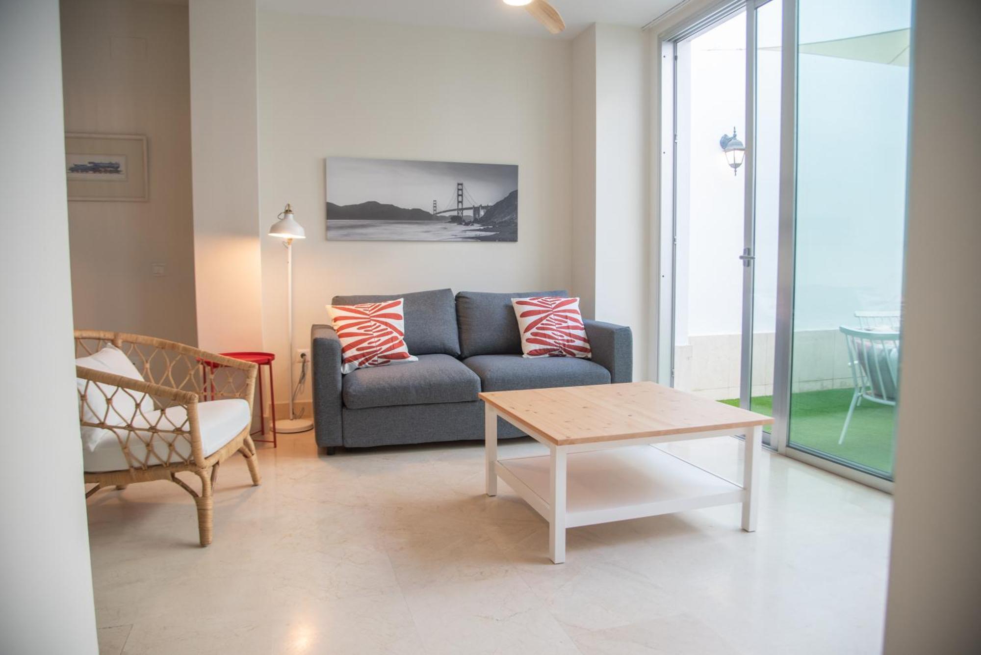 Tentudia Charming Apartments With Private Roof-Top Or Patio In San Bernardo By Ocityzen Sevilha Exterior foto