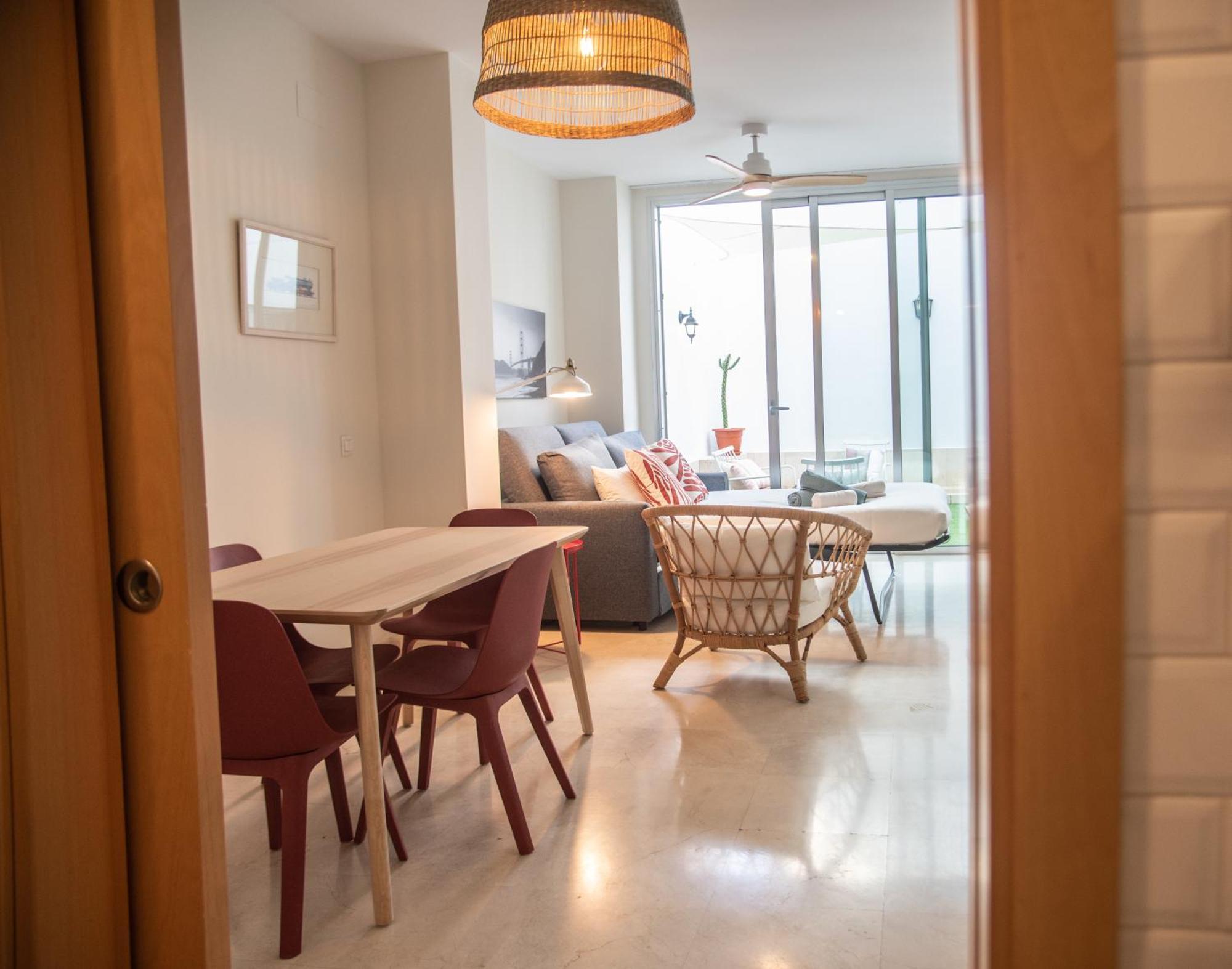 Tentudia Charming Apartments With Private Roof-Top Or Patio In San Bernardo By Ocityzen Sevilha Exterior foto
