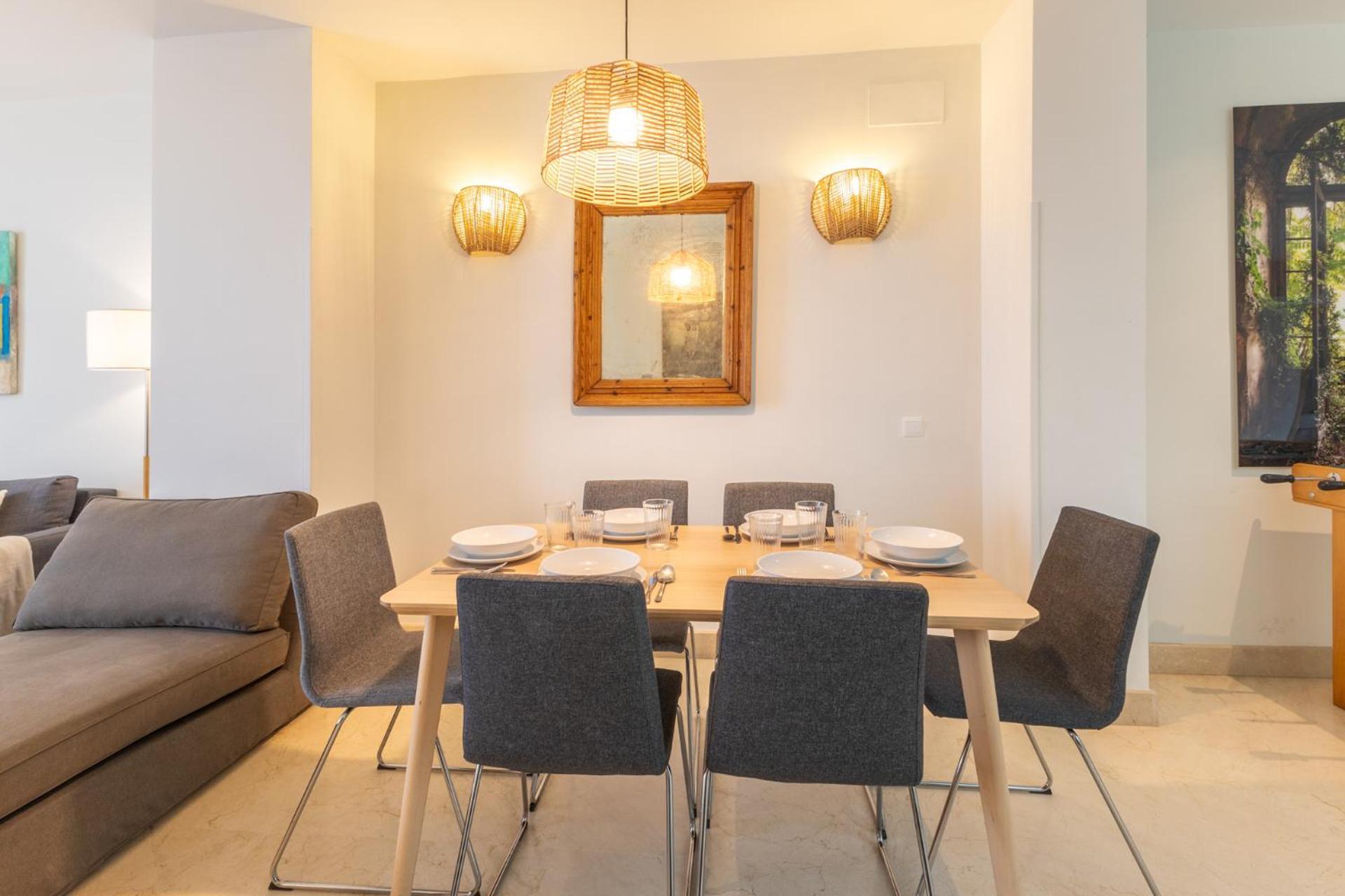 Tentudia Charming Apartments With Private Roof-Top Or Patio In San Bernardo By Ocityzen Sevilha Exterior foto