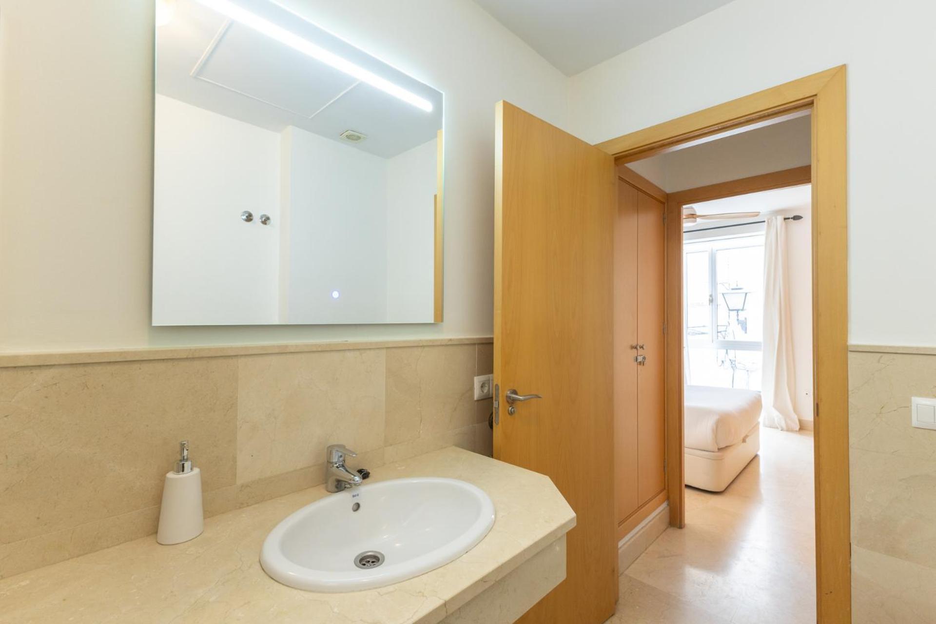 Tentudia Charming Apartments With Private Roof-Top Or Patio In San Bernardo By Ocityzen Sevilha Exterior foto